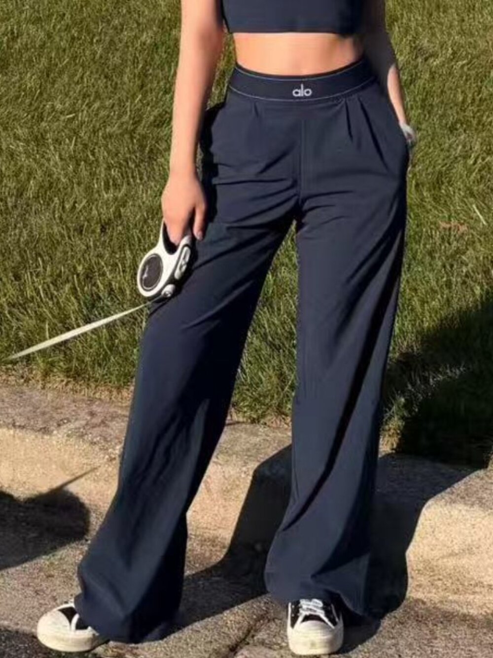 NWT💙 ALO Yoga Navy Blue Tailored Pants (Regular:30inch) Relaxed |Quiet Luxury😃
